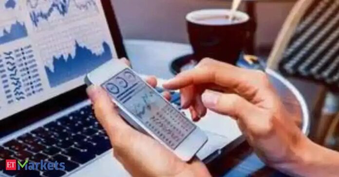 IPO Regulations in India: SEBI Panel Considers Allowing Major Firms to List with Only 2.5% Equity Dilution